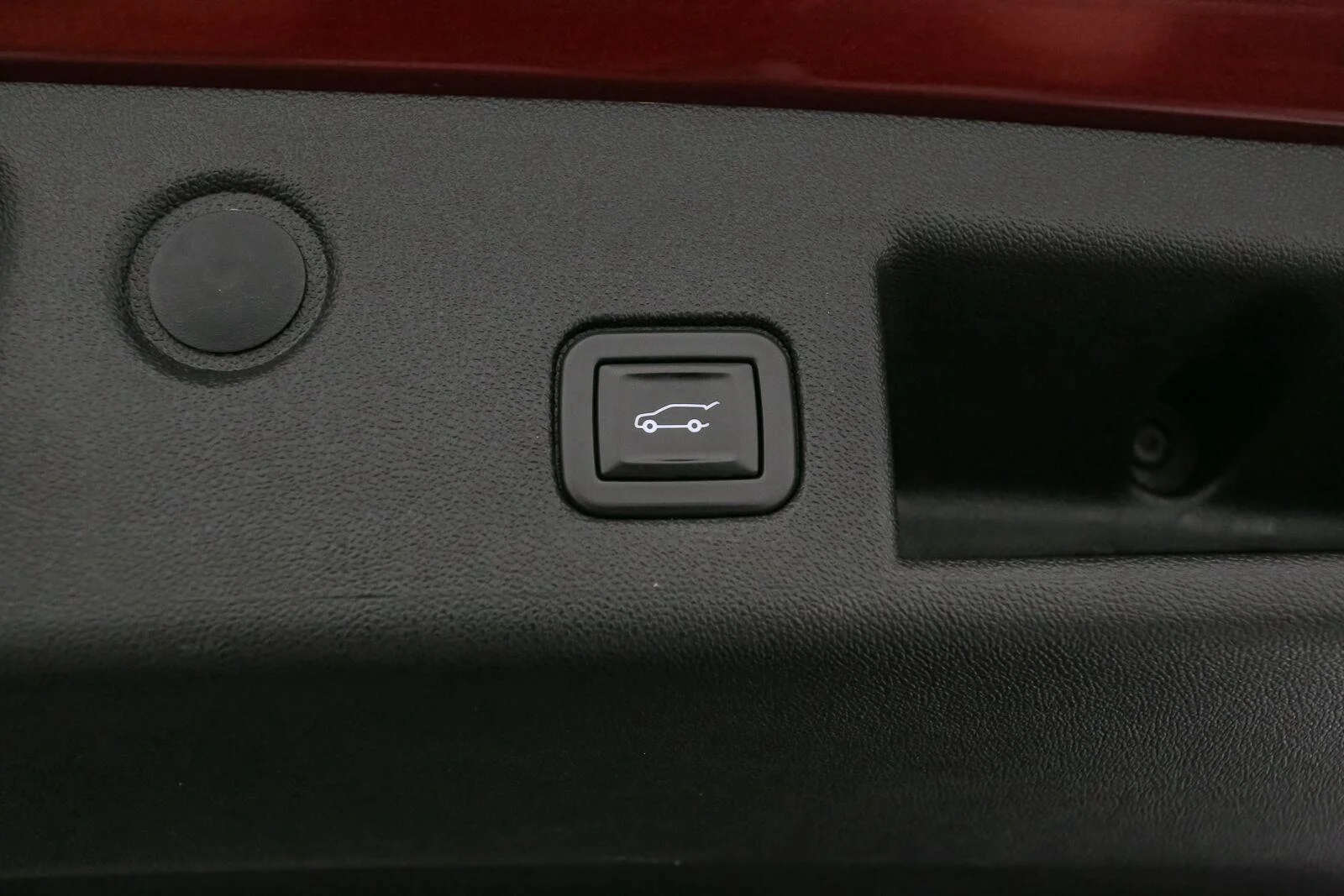 Used 2020 Cajun Red Tintcoat Chevrolet LT image 12