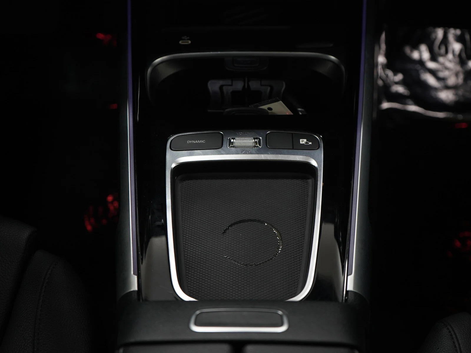 Used 2025 Black Mercedes-Benz GLB 250 image 16