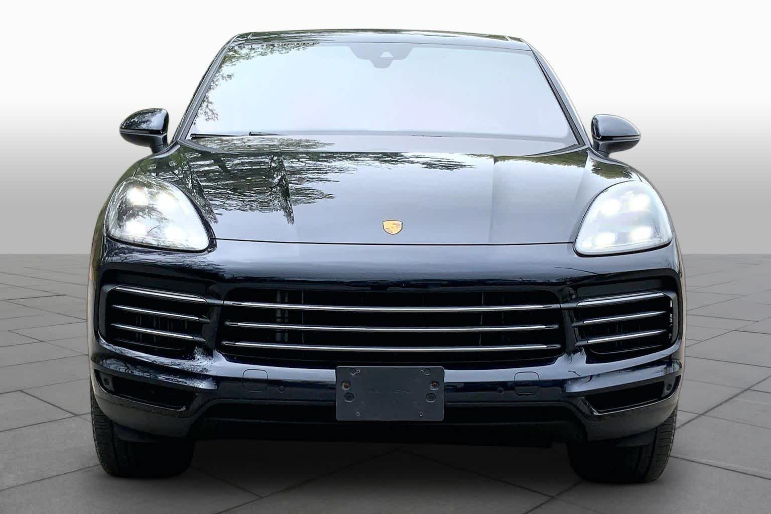 Pre-Owned 2022 Porsche Cayenne