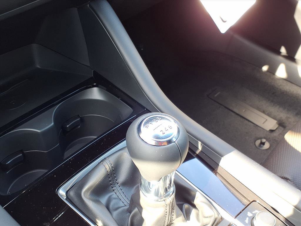 2026 Mazda Mazda3 Premium - Photo 7