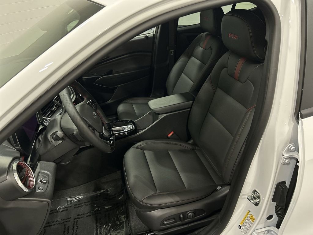 2026 Chevrolet Trax RS - Photo 13