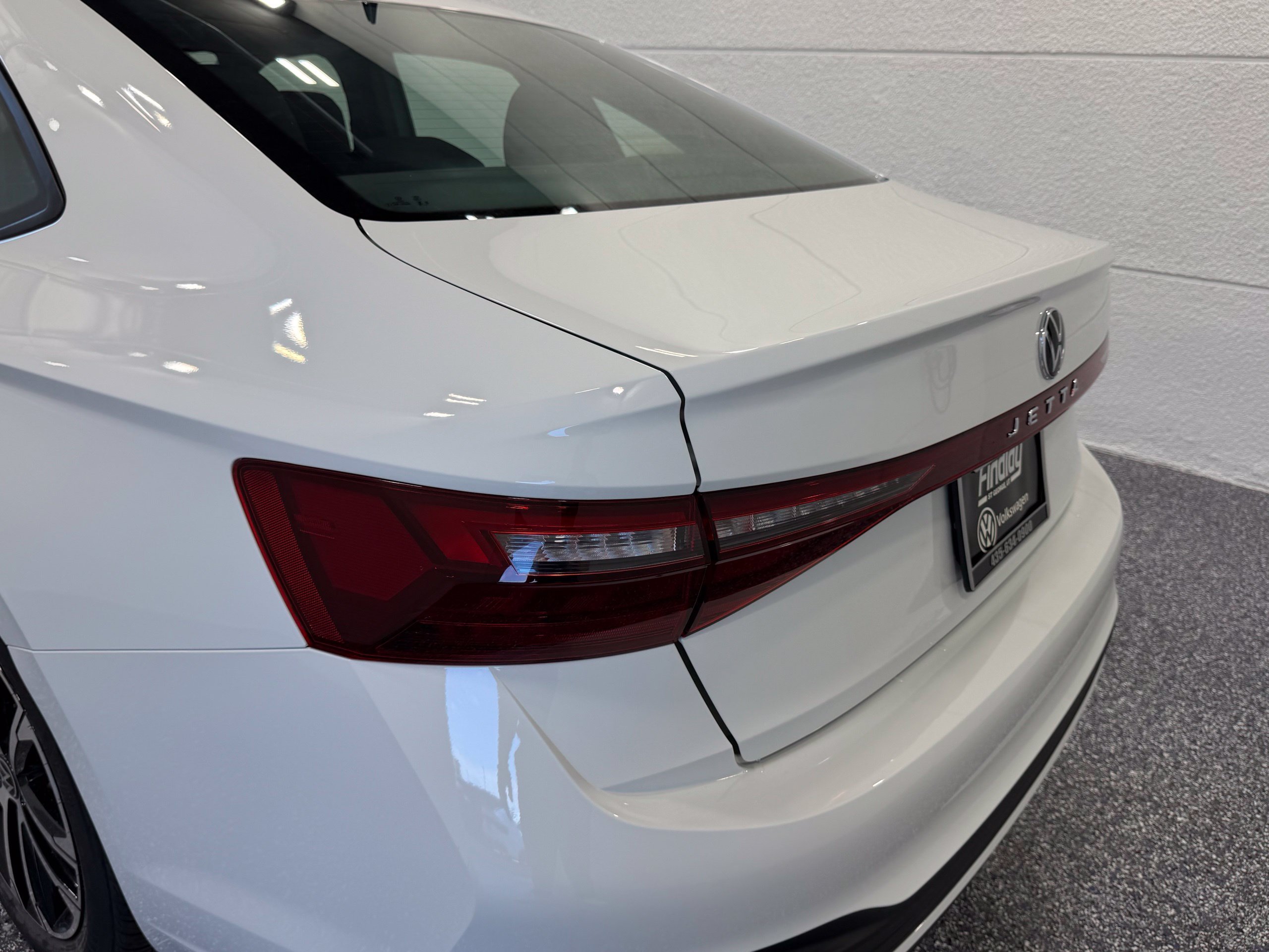 2026 Volkswagen Jetta Sport - Photo 17