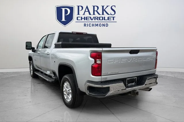 Certified Used 2022 Silver Ice Metallic Chevrolet LT image 5