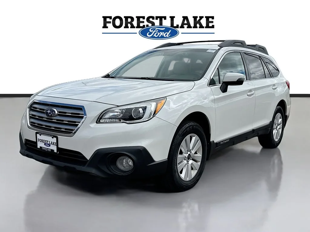 Used 2015 Crystal White Pearl Subaru 2.5i Premium image 3