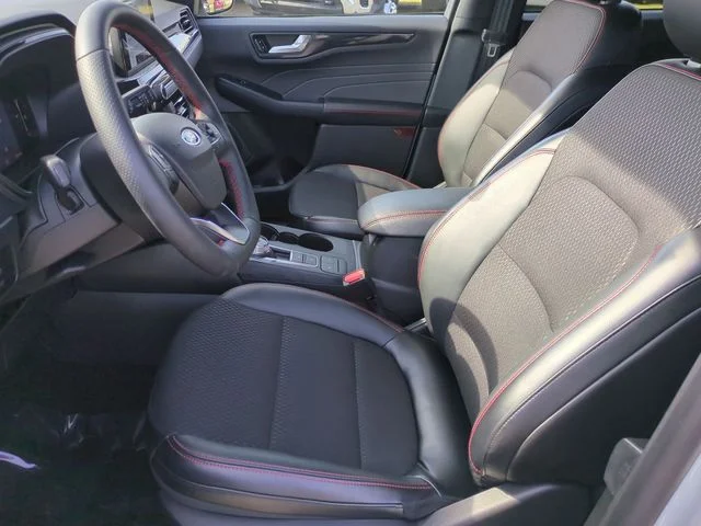 Used 2025 Silver Ford ST-Line image 11