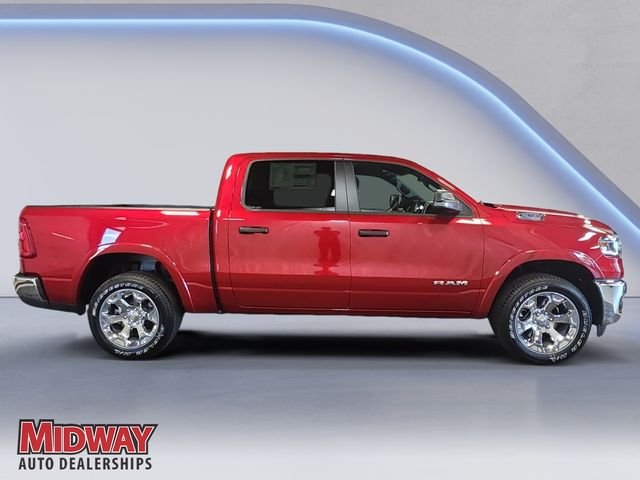 New 2026 Molten Red Pearl-Coat Exterior Paint RAM Big Horn/Lone Star image 6