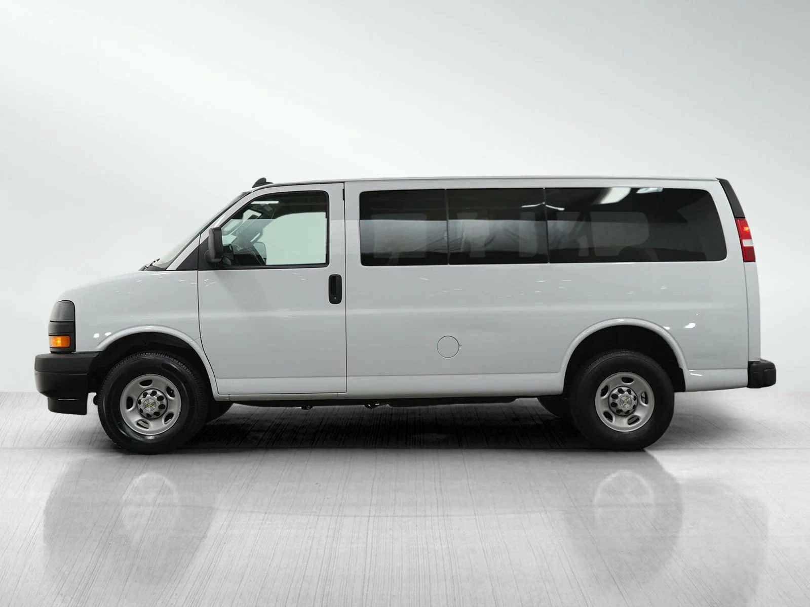 Used 2023 Chevrolet Express Passenger LS with VIN 1GAZGLFP6P1160759 for sale in Burnsville, Minnesota