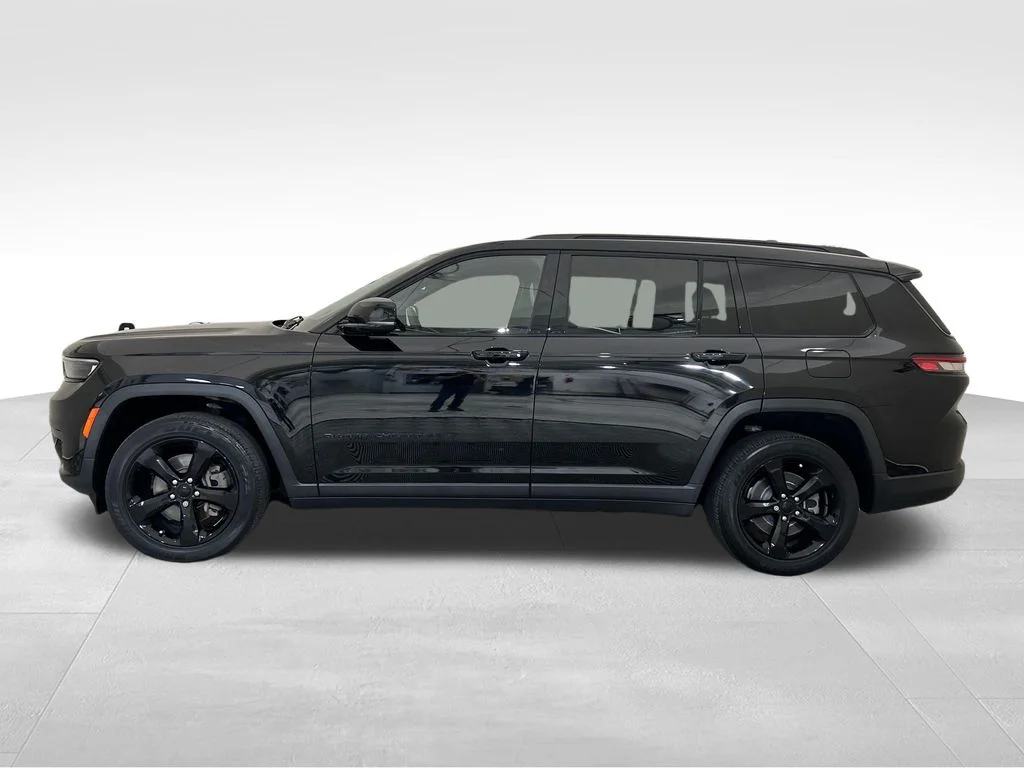 Certified Used 2021 Black Jeep Altitude image 2