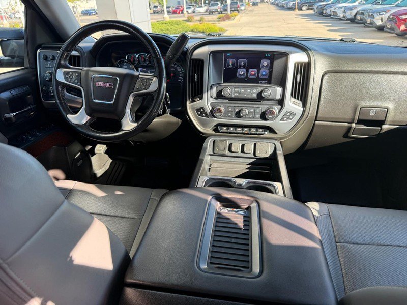 Used 2018 Onyx Black GMC SLT image 13