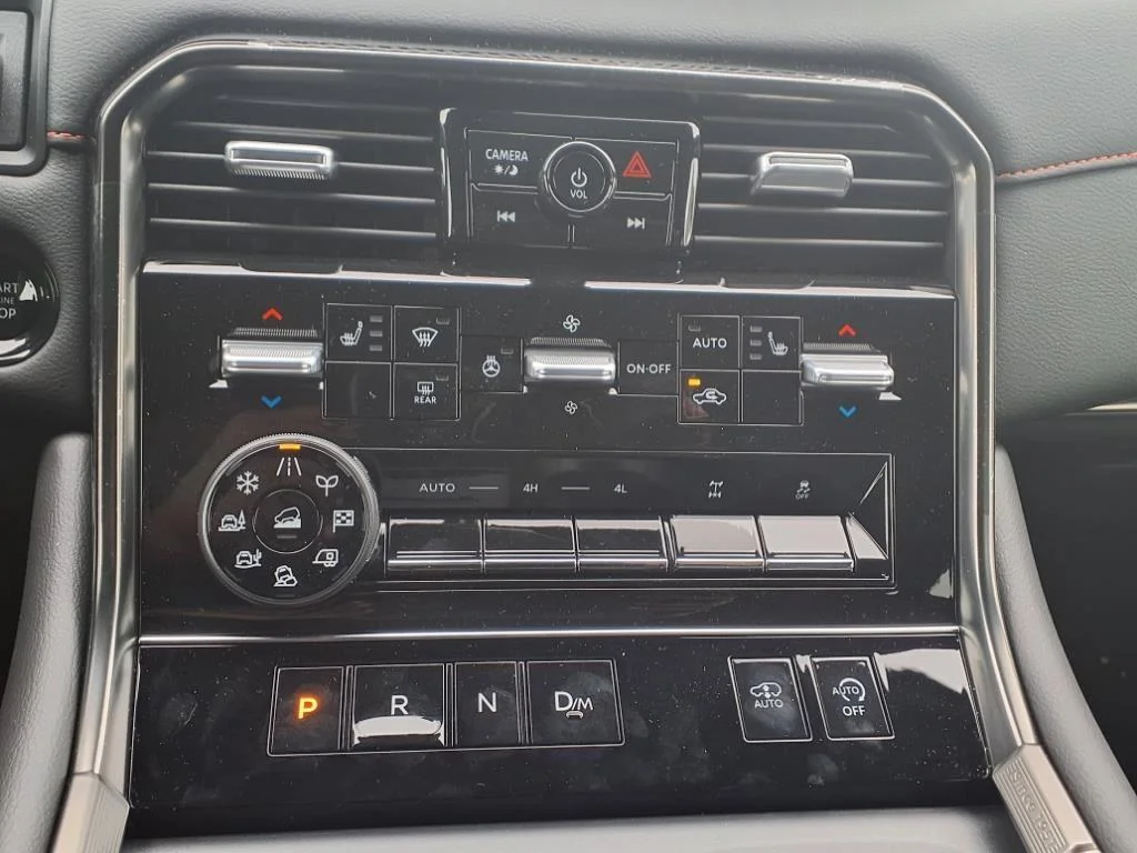 2025 Nissan Armada PRO-4X - Photo 22