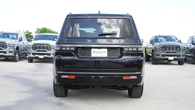 New 2026 High Gloss Black Exterior Paint Jeep Limited Altitude image 8