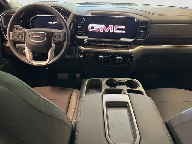 New 2026  GMC SLE image 11