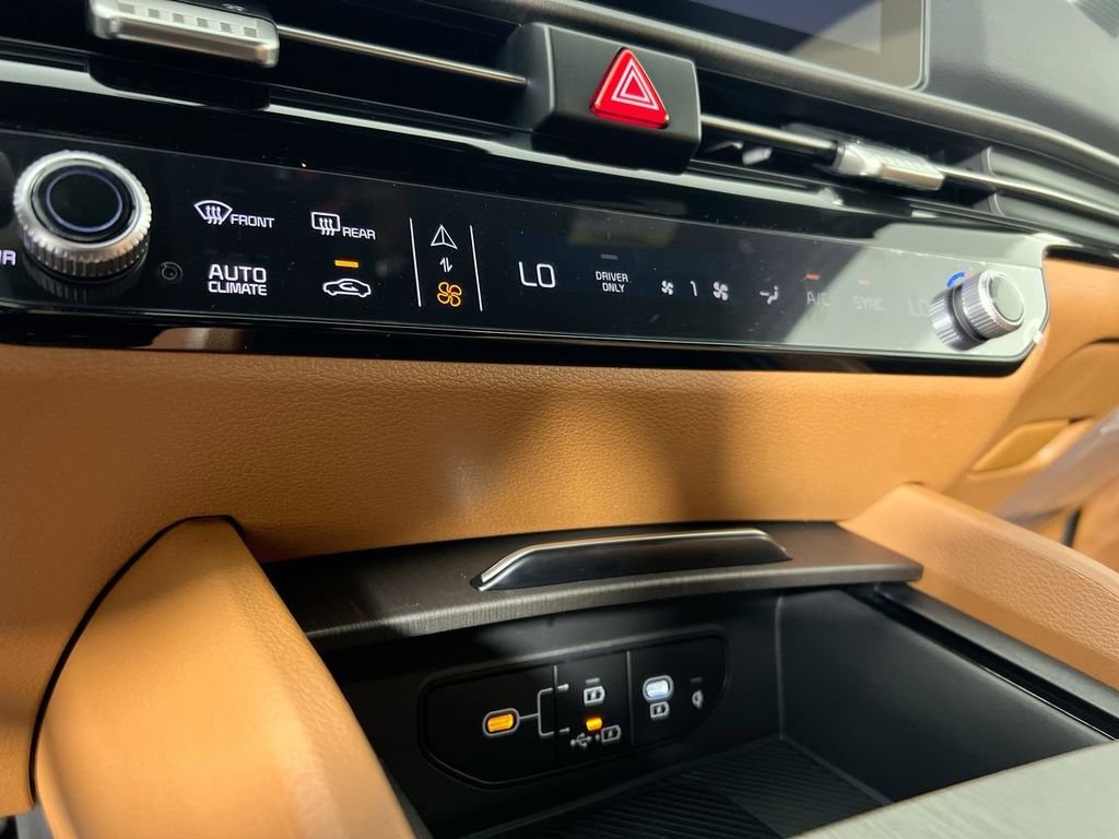 New 2026 Fusion Black Kia X-Line image 26