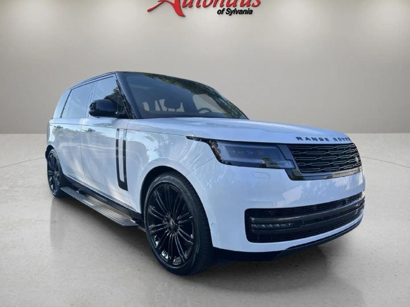 2024 Land Rover Range Rover SE