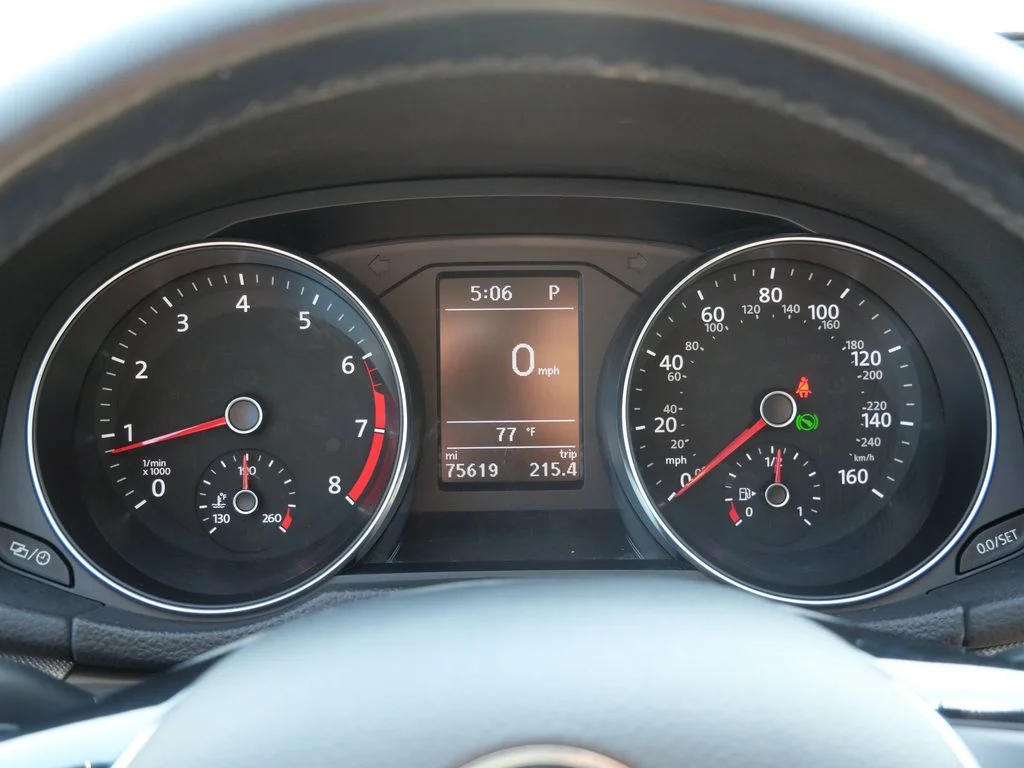 Certified Used 2018 Silver Volkswagen 2.0T R-Line image 20