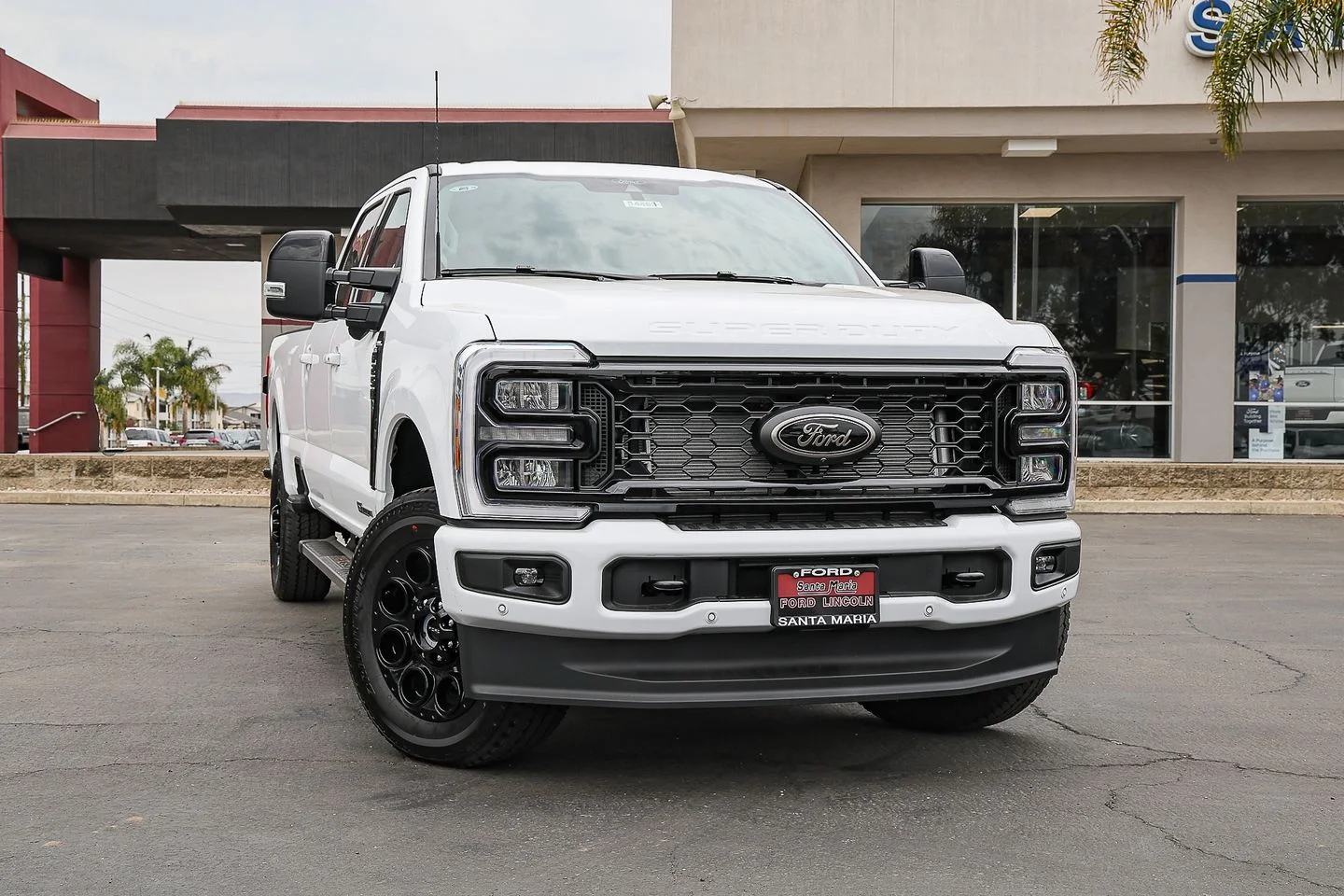 New 2026 Oxford White Ford F-250® Lariat® image 1