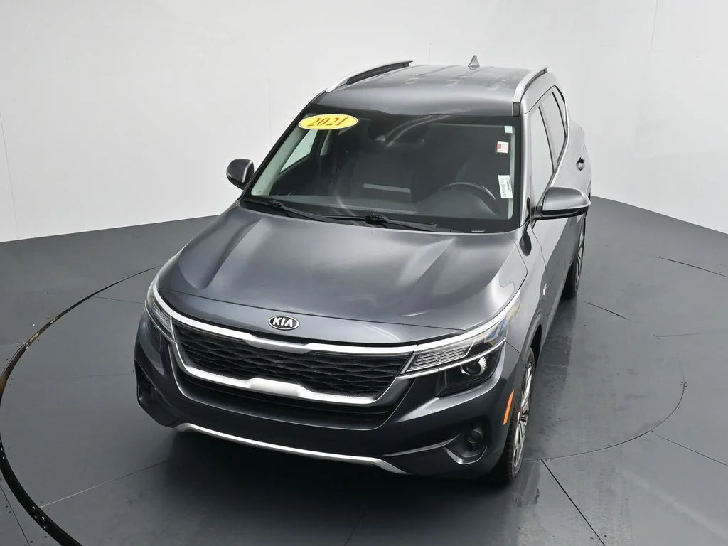 Used 2021 Gray Kia S image 29