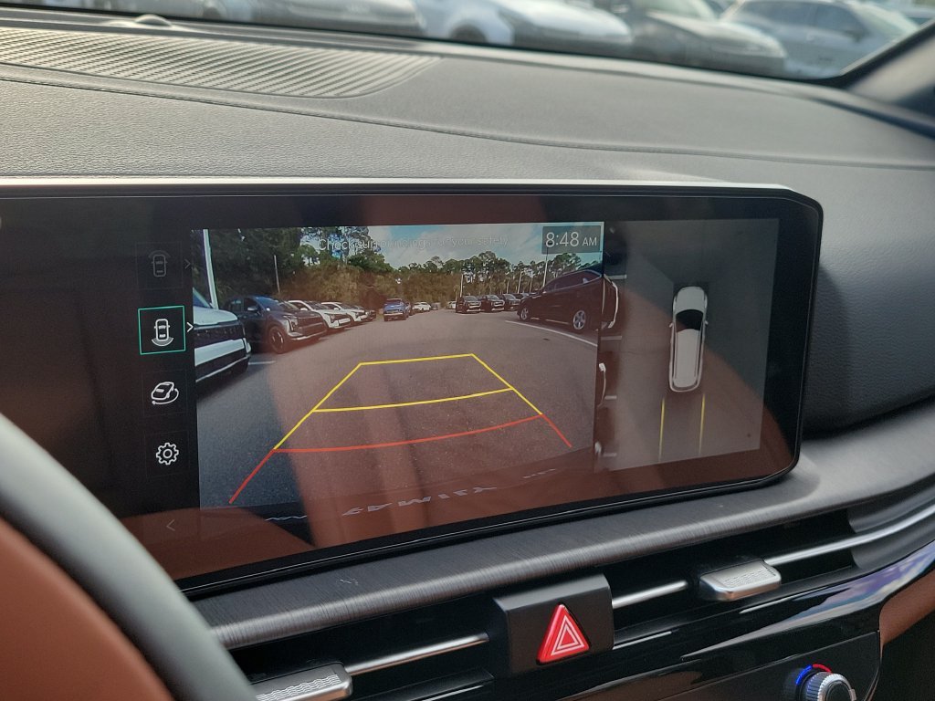 New 2027 Glacial White Pearl / Black Ro Kia X-Line image 32