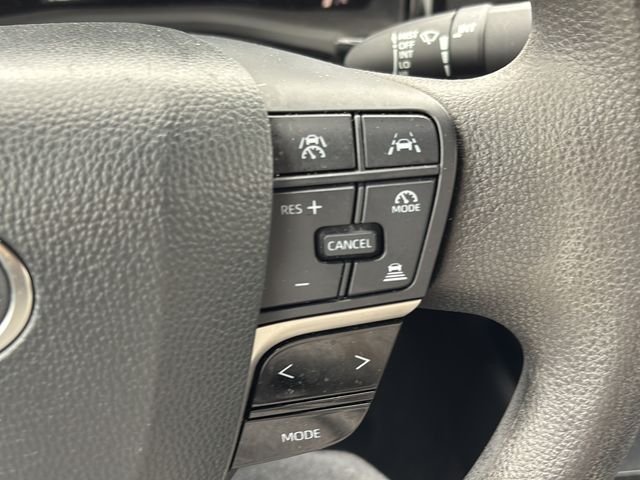 2025 Toyota Camry LE - Photo 24