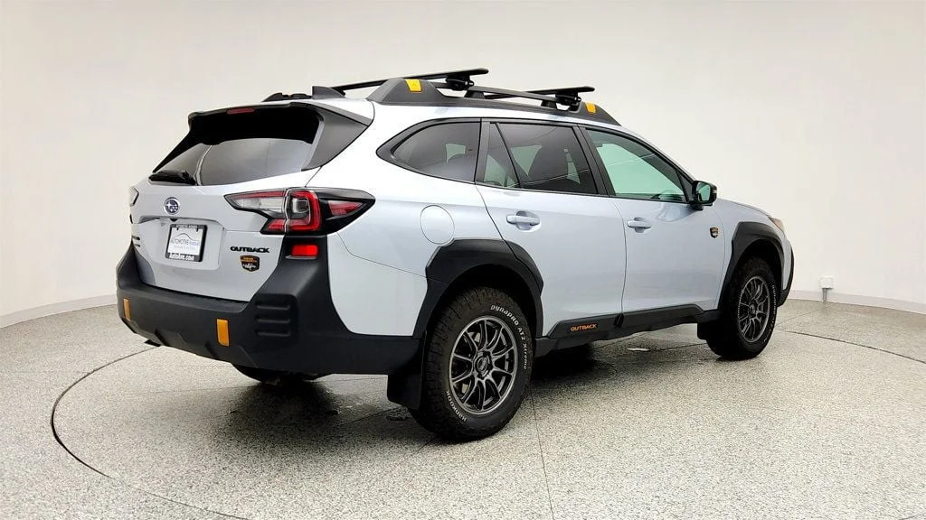 Used 2023 Ice Silver Metallic Subaru Wilderness CVT image 5