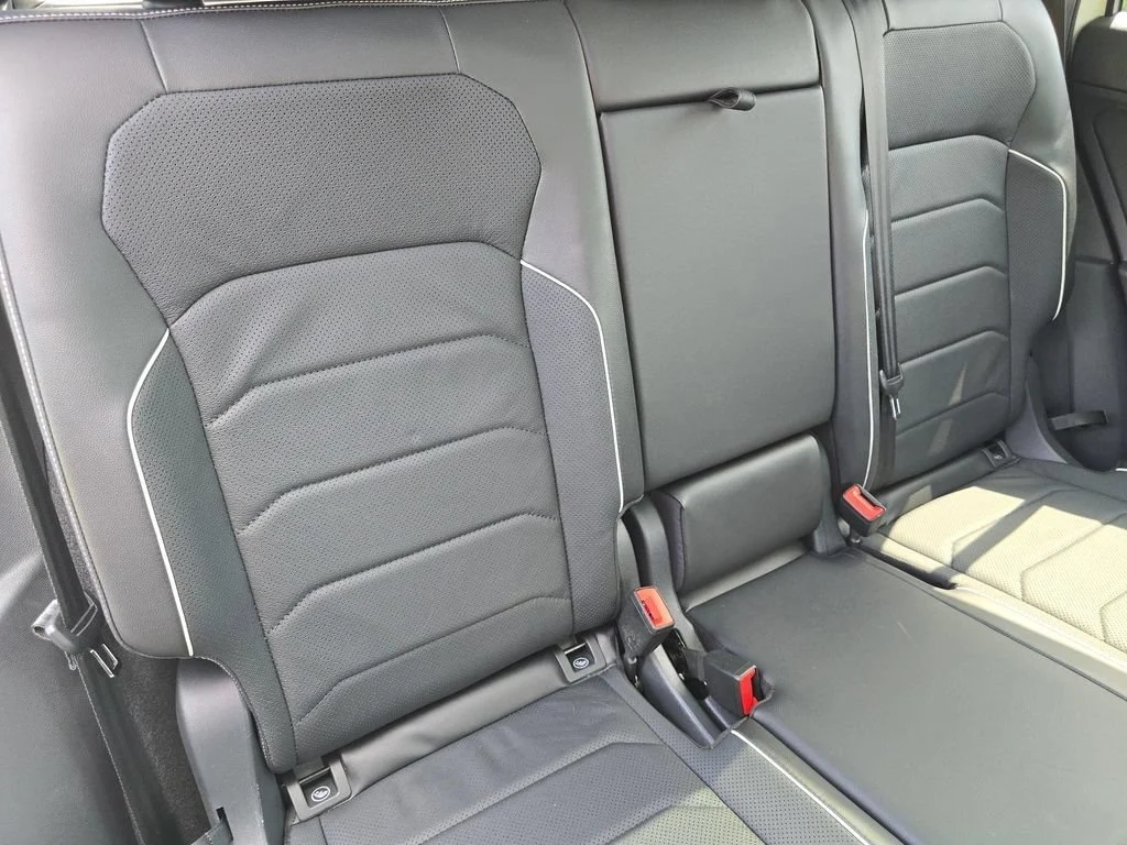 2024 Volkswagen Tiguan SEL R-LINE - Photo 33