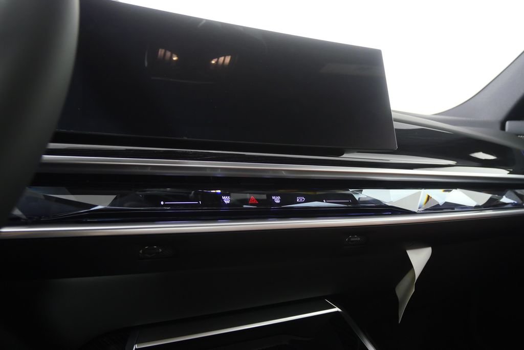 Certified Used 2026 Black Sapphire Metallic BMW xDrive60 image 23