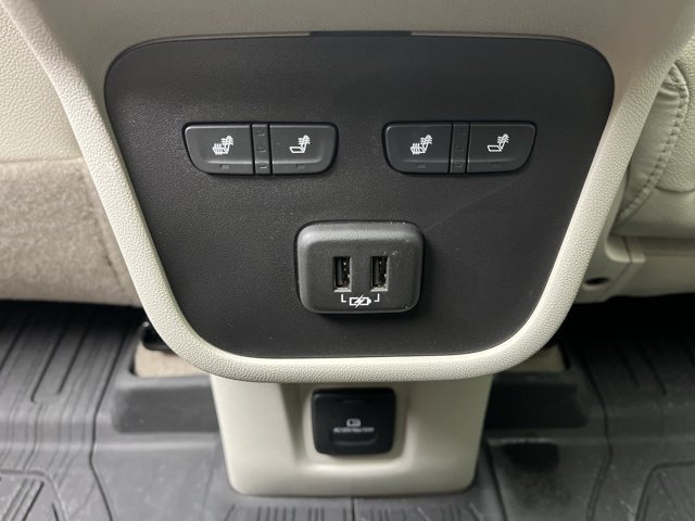 Used 2024 White Frost Tricoat GMC Denali image 14
