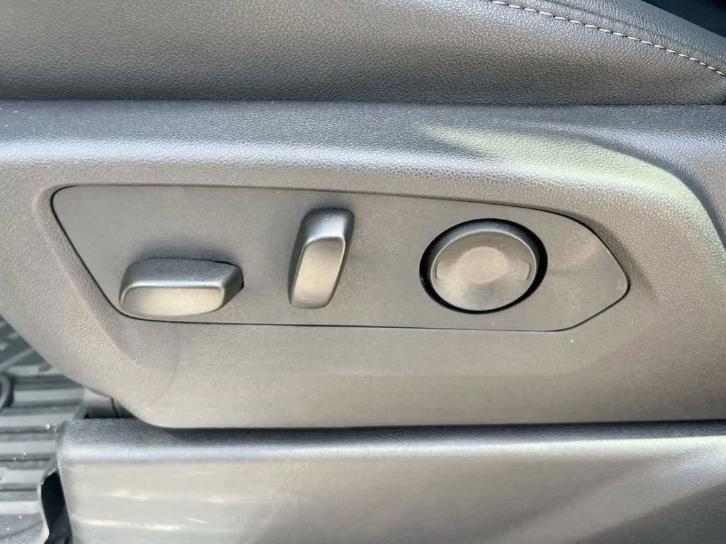 2026 Chevrolet Silverado 1500 RST - Photo 18