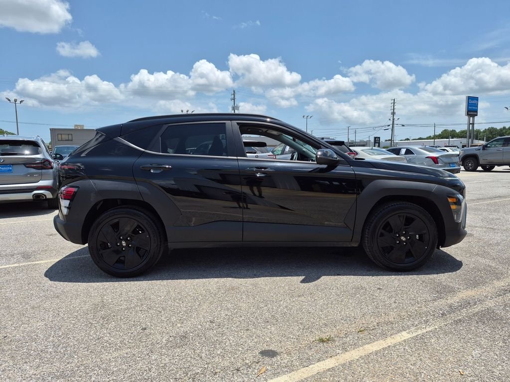 Used 2026 Black Hyundai SEL Sport image 6