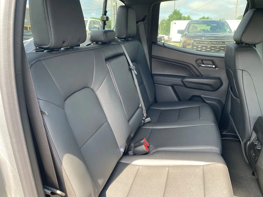 2025 Chevrolet Colorado LT - Photo 20