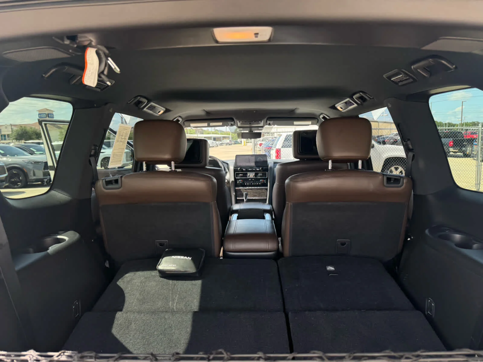 Used 2021 Aspen White Tricoat Nissan Platinum image 26