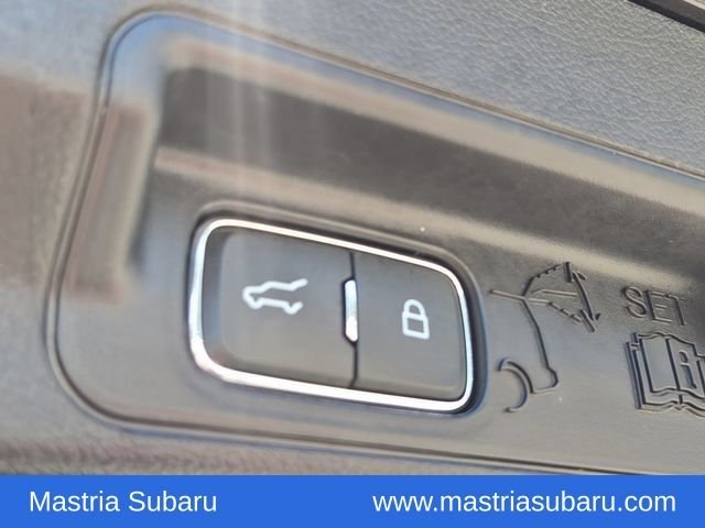 Used 2025 Black Metallic Ford ST-Line image 19