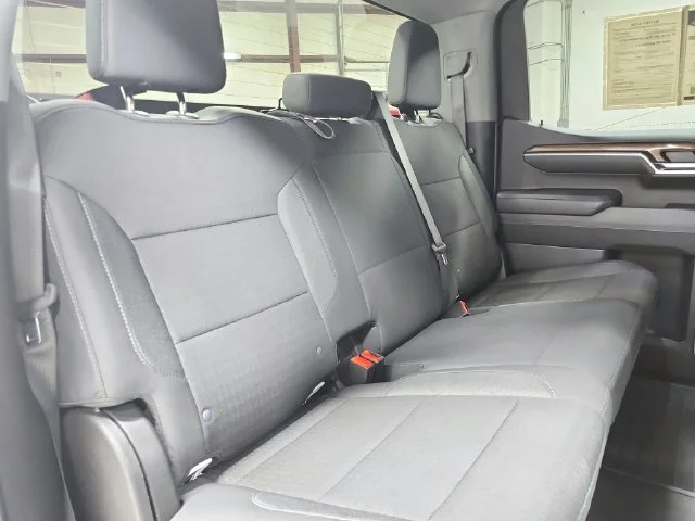 Used 2025 Summit White Chevrolet LT image 43