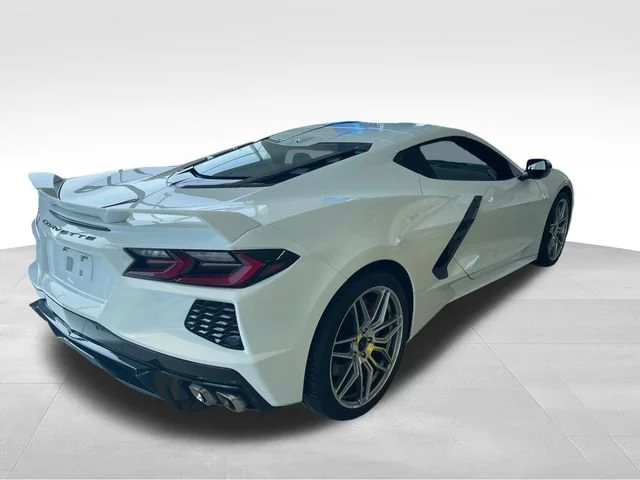 Used 2020 Arctic White Chevrolet 3LT image 6
