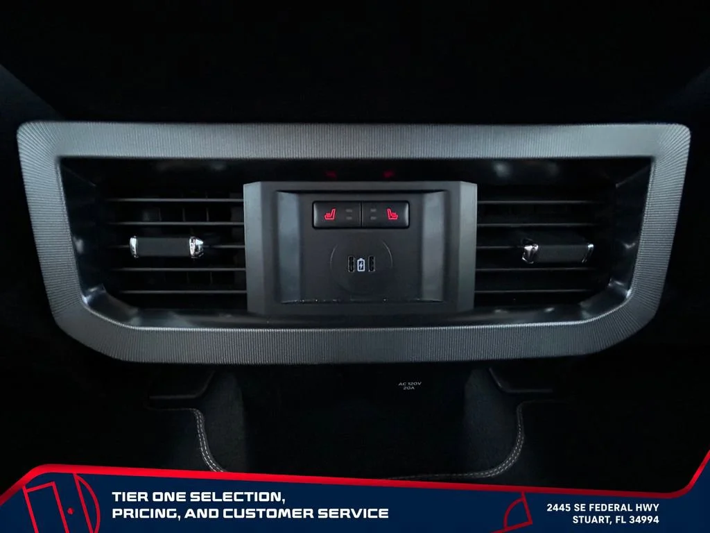 Used 2023 Black Ford Platinum image 16