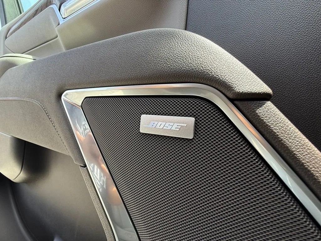 New 2026 Sterling Metallic GMC SLT image 33