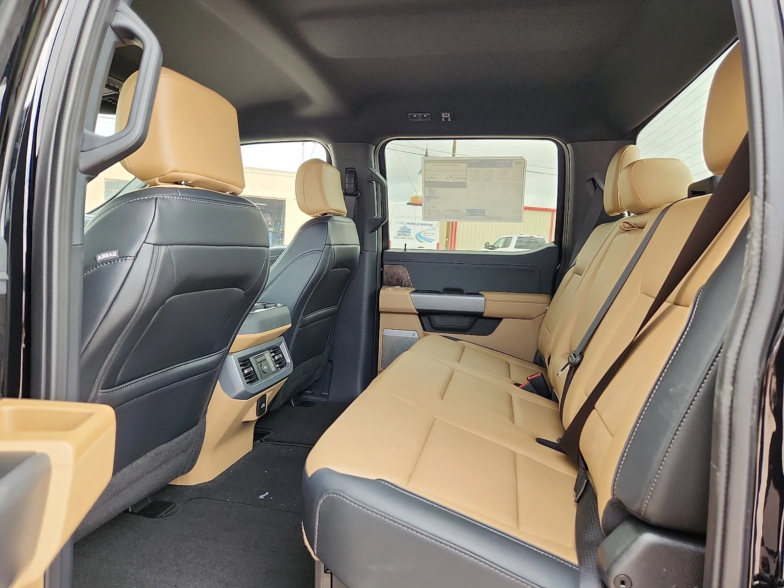 New 2026 Agate Black Metallic Ford F-250® Lariat® image 18