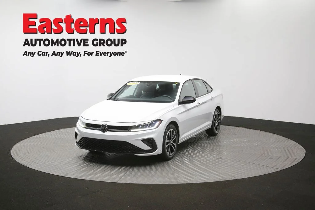 Used 2025 White Volkswagen 1.5T Sport image 53