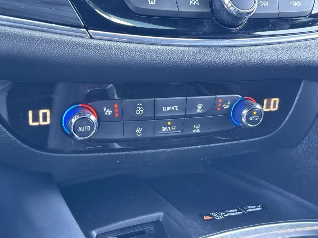 Used 2023 Includes Spectra Gray lower exterior accent color.) Buick Essence image 29