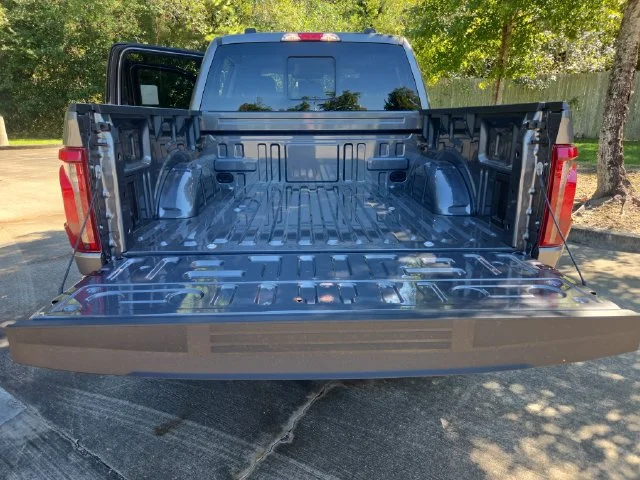 New 2026 Carbonized Gray Metallic Ford XLT image 55