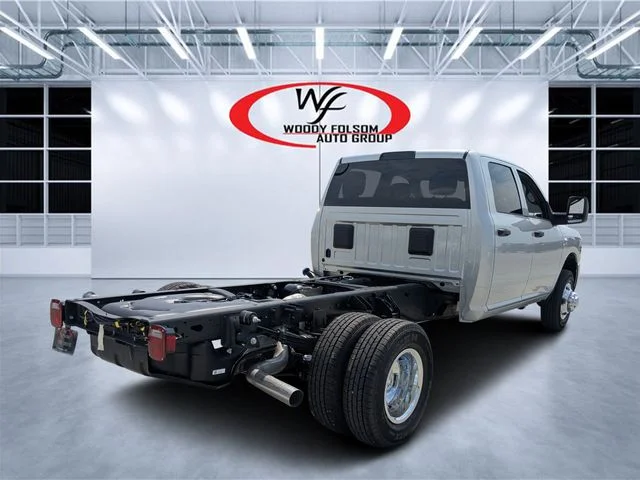 New 2026 Silver-Zynith Exterior Paint RAM Tradesman image 3