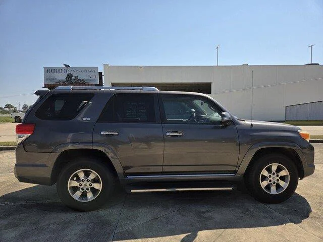 Used 2011 Magnetic Gray Metallic Toyota SR5 image 4