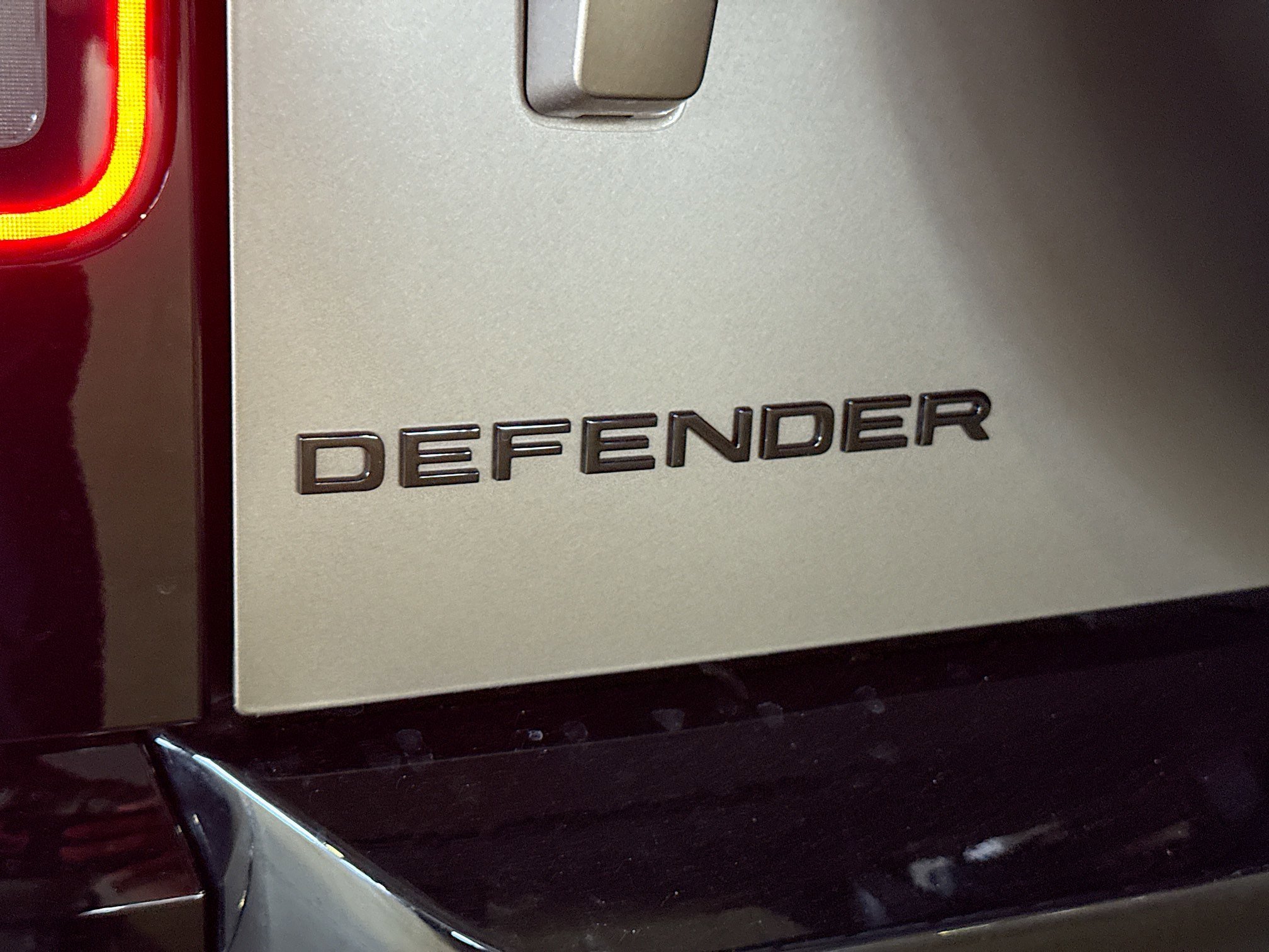 New 2026 Gondwana Stone LAND ROVER X-Dynamic SE image 11