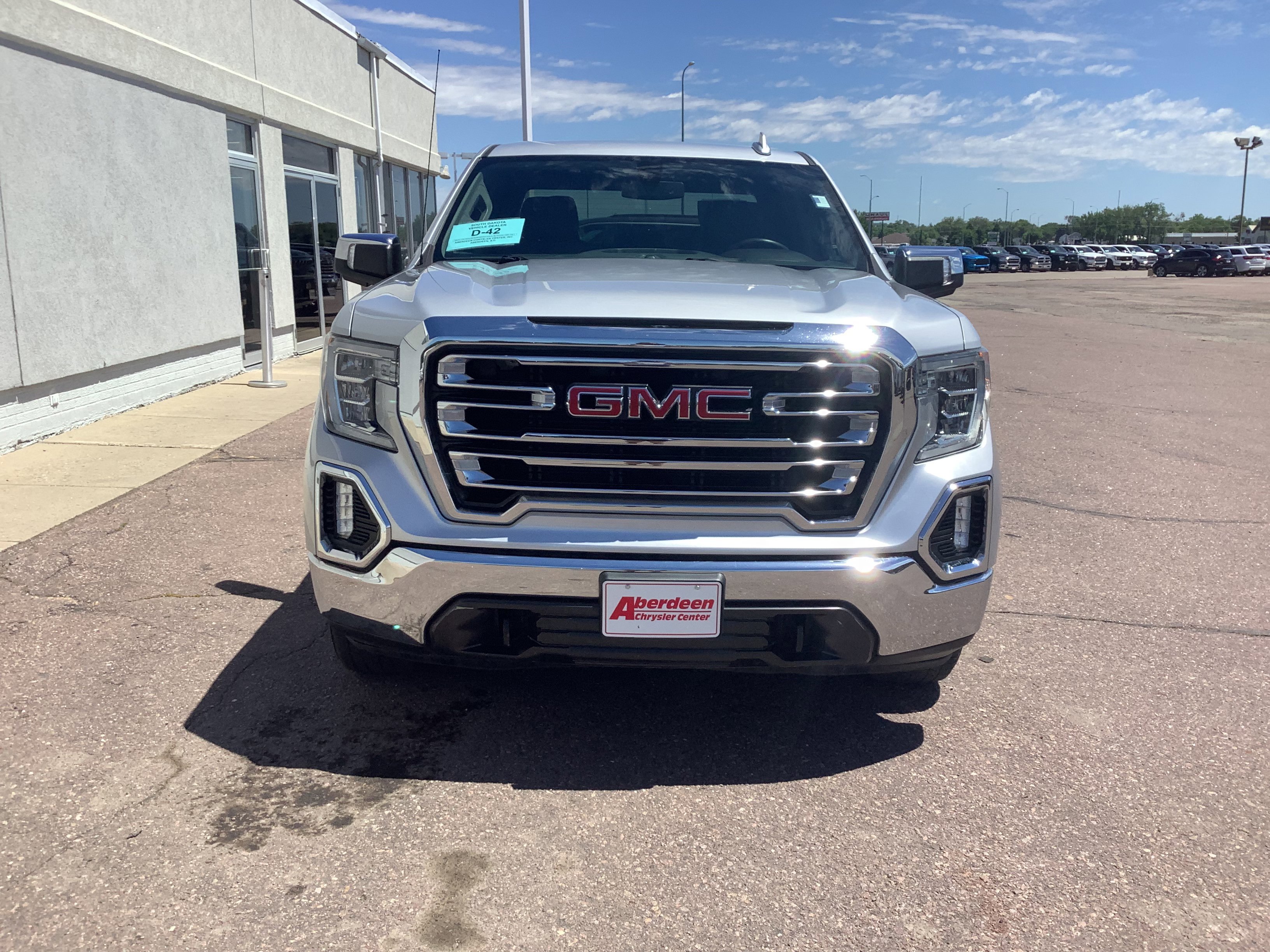 Used 2019 Silver GMC SLT image 3