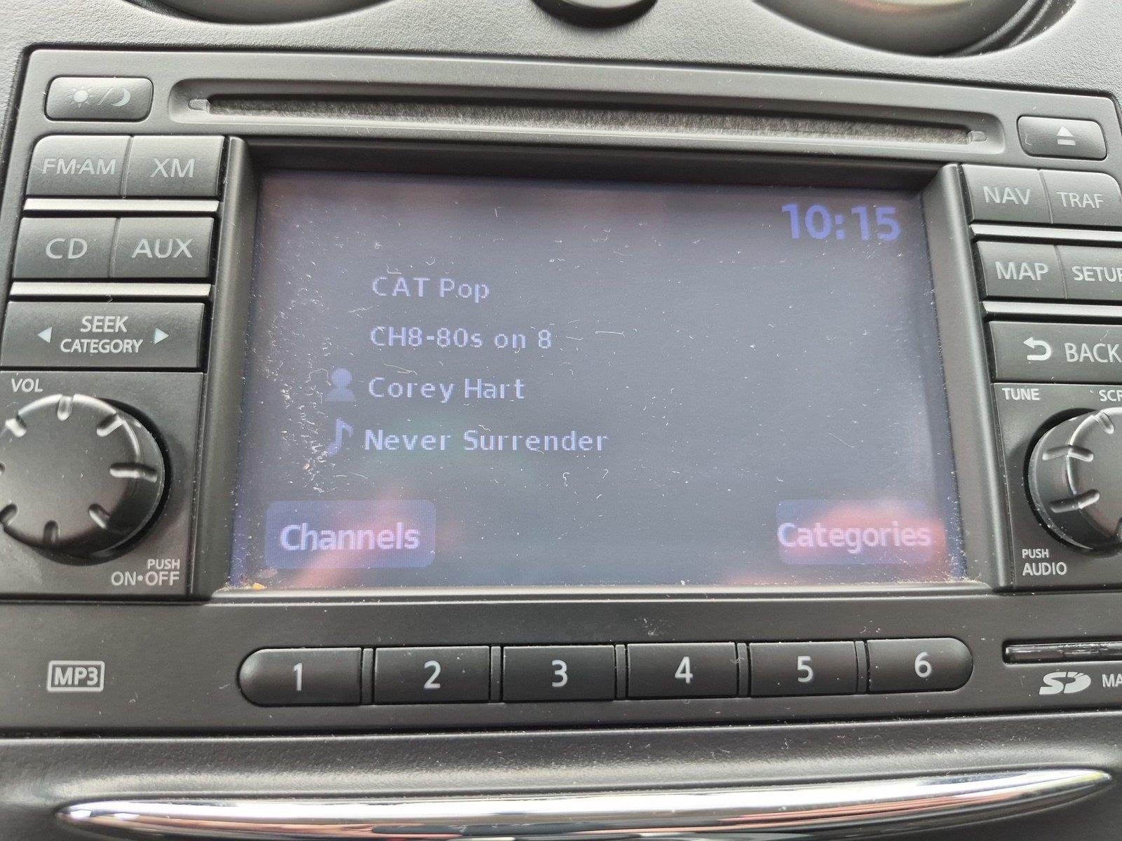 Used 2012 Platinum Graphite Nissan SL image 25
