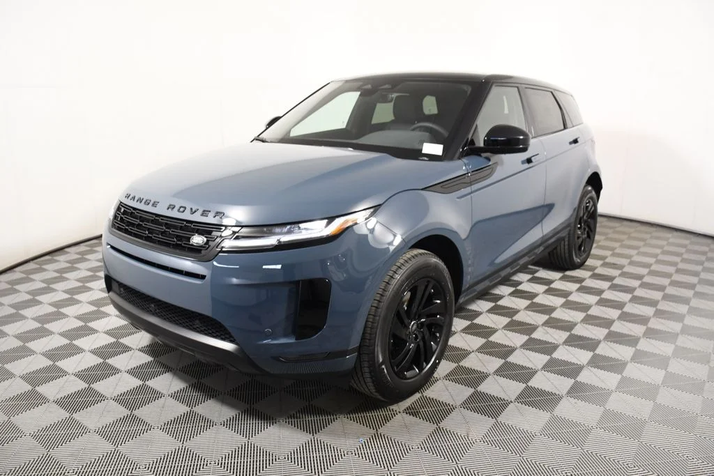 2026 Land Rover Range Rover Evoque S's photo