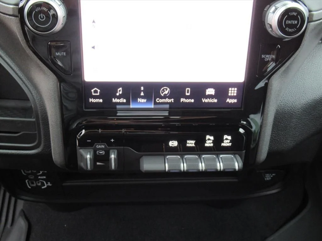 2026 RAM 2500 Tradesman/Black Express - Photo 23