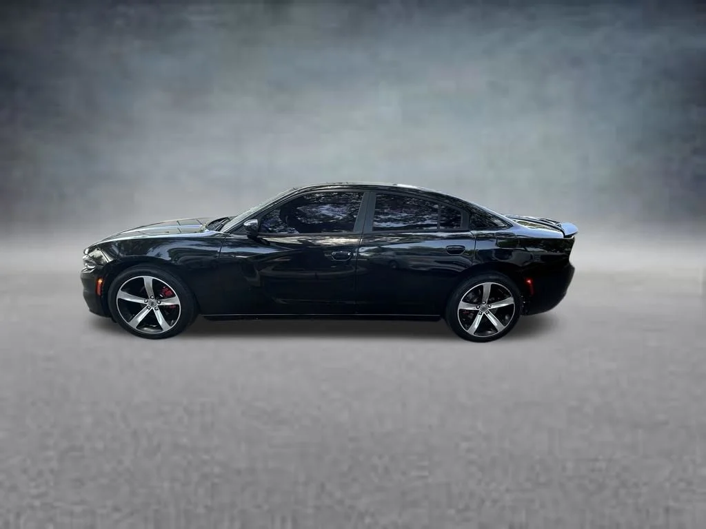Used 2017 Black Dodge SE image 4
