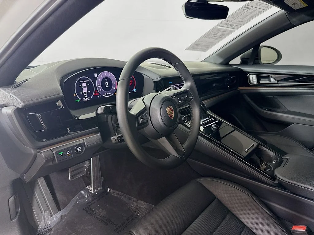 Used 2024 White Porsche 4 image 9