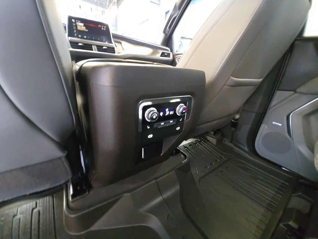 Certified Used 2022 Beige GMC SLT image 34